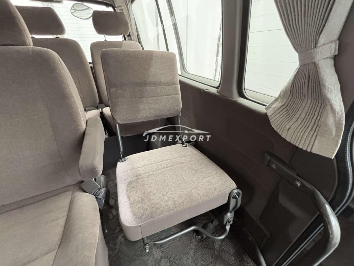 Toyota Hiace Wagon 2001 thumbnail 24