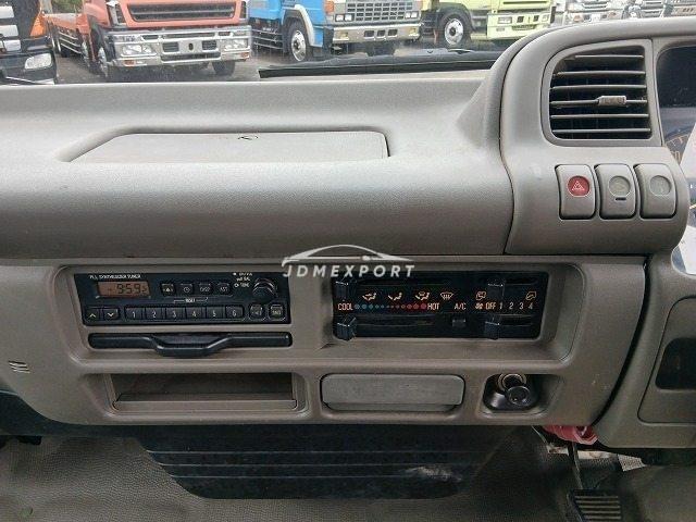 Isuzu Elf Truck 1995 thumbnail 19