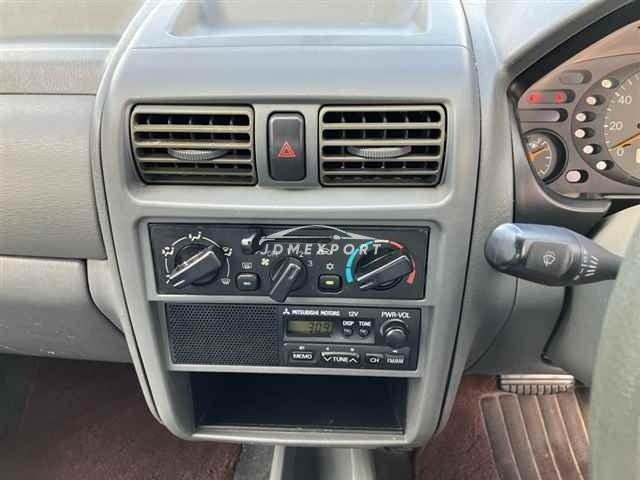 Mitsubishi Minica Van 2002 thumbnail 7