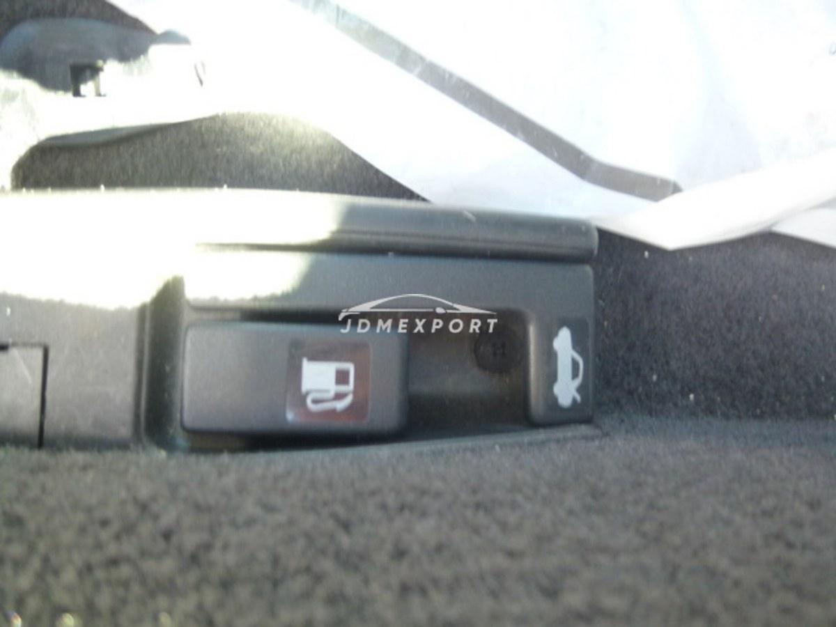 Subaru Legacy B4 2000 thumbnail 24