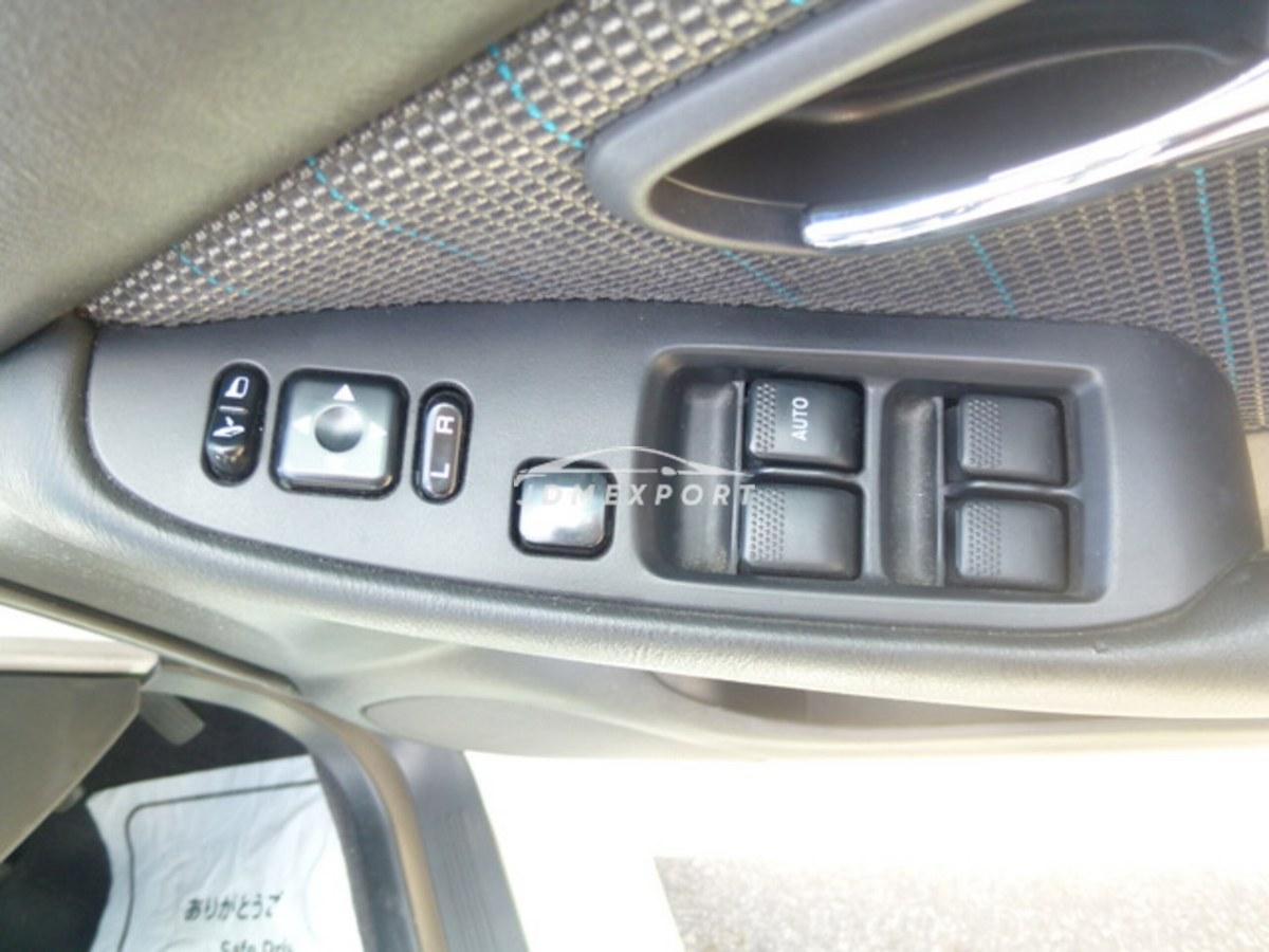 Subaru Legacy B4 2000 thumbnail 41
