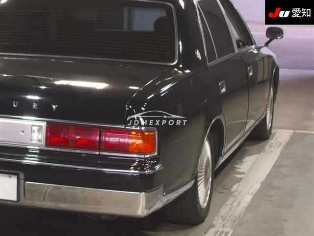Toyota Century 2001 thumbnail 9