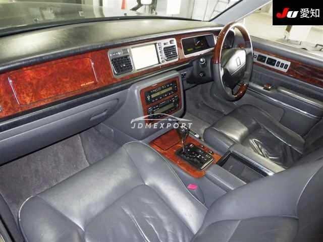 Toyota Century 2001 thumbnail 4