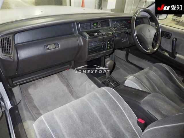 Toyota Crown Station Wagon 1995 thumbnail 4