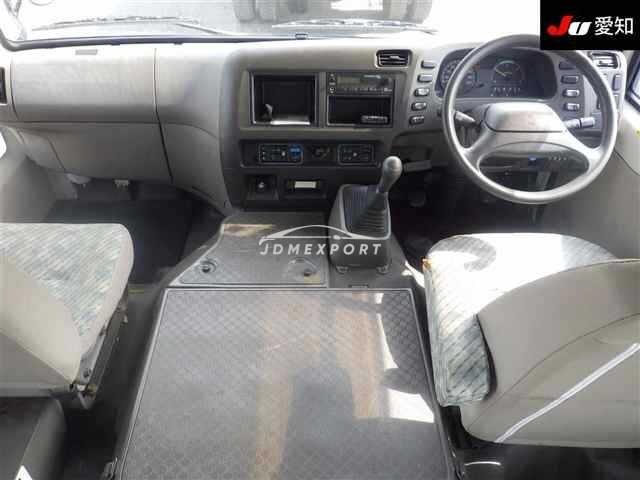 Mitsubishi Fuso Rosa Bus 2001 thumbnail 4