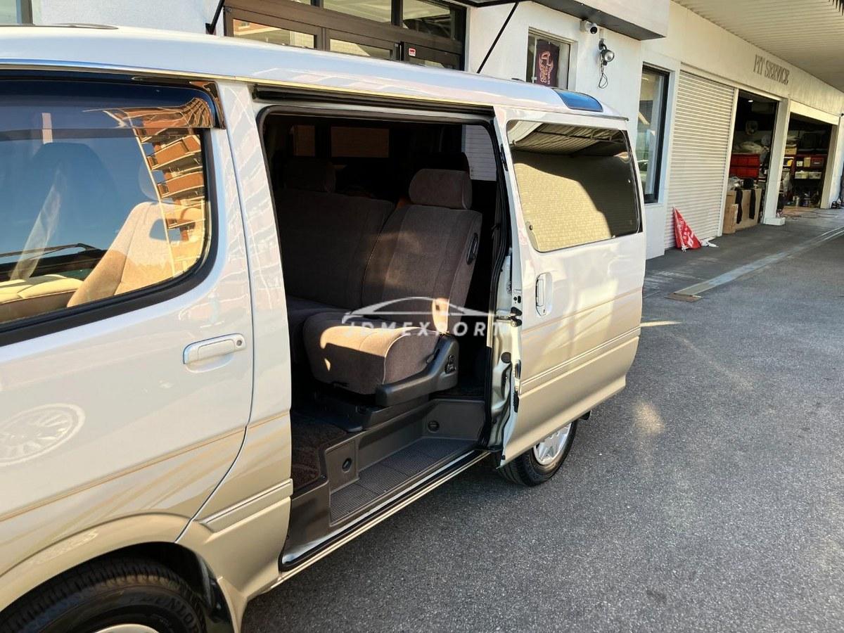 Toyota Hiace Wagon 2002 thumbnail 34