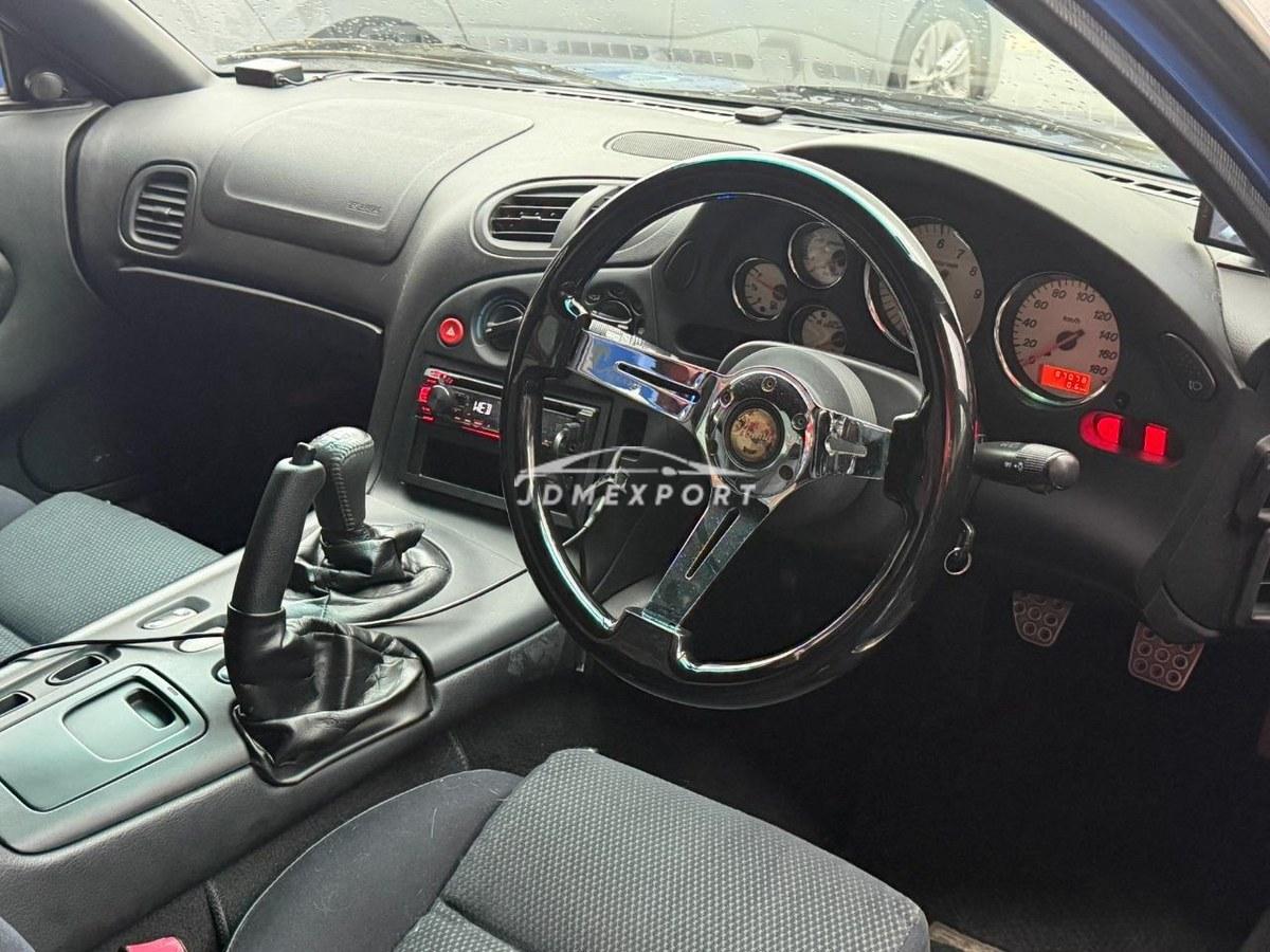 Mazda RX-7 2001 thumbnail 3