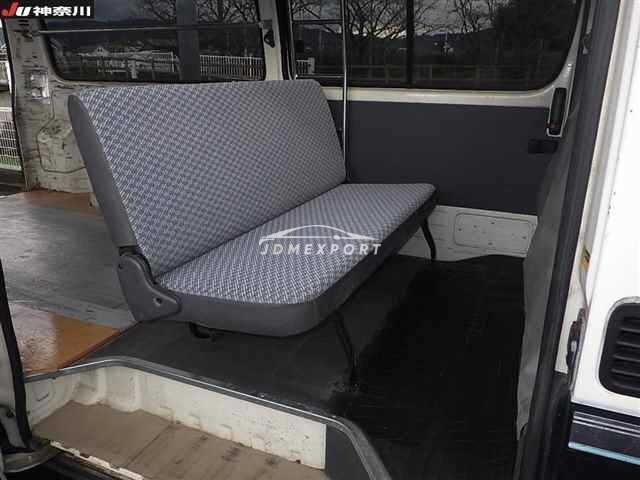 Toyota Hiace Van 2001 thumbnail 12