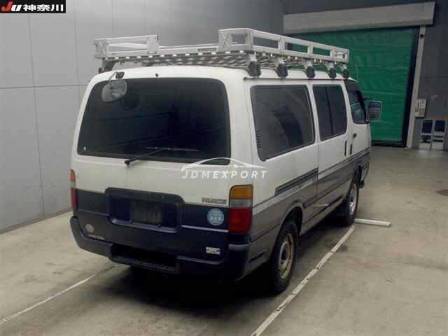 Toyota Hiace Van 2001 thumbnail 7