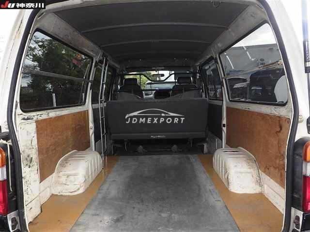 Toyota Hiace Van 2001 thumbnail 4