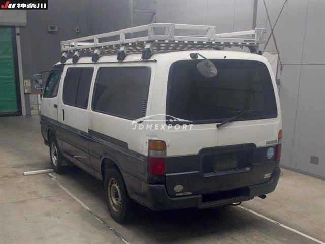 Toyota Hiace Van 2001 thumbnail 2