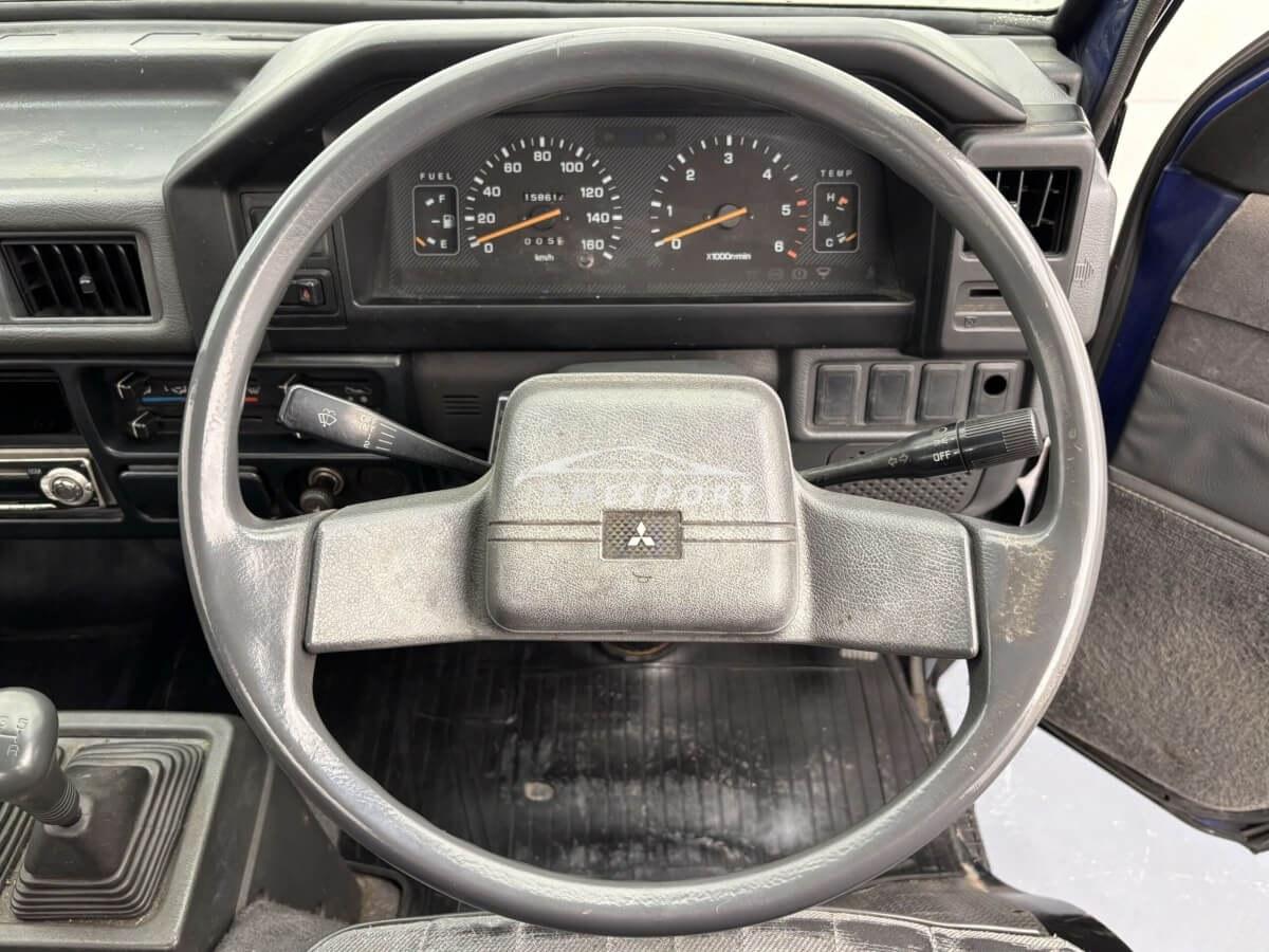 Mitsubishi Delica Truck 1997 thumbnail 11