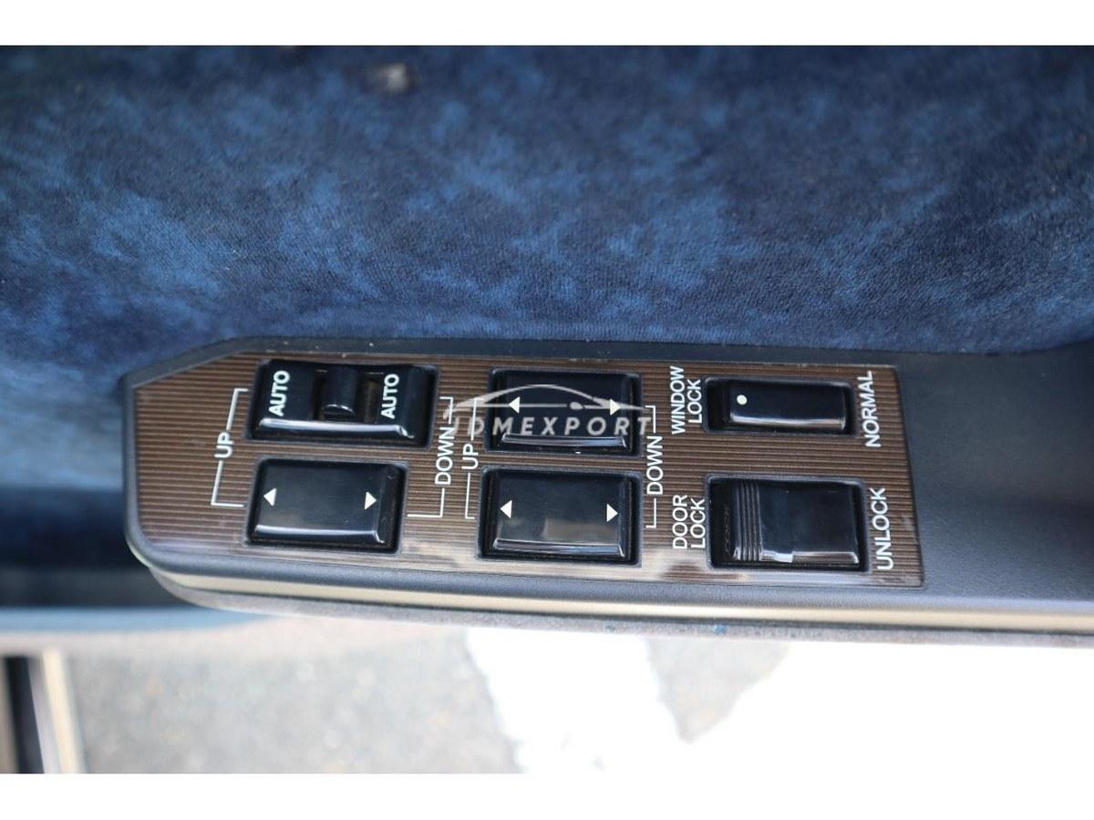 Toyota Crown 1985 thumbnail 31
