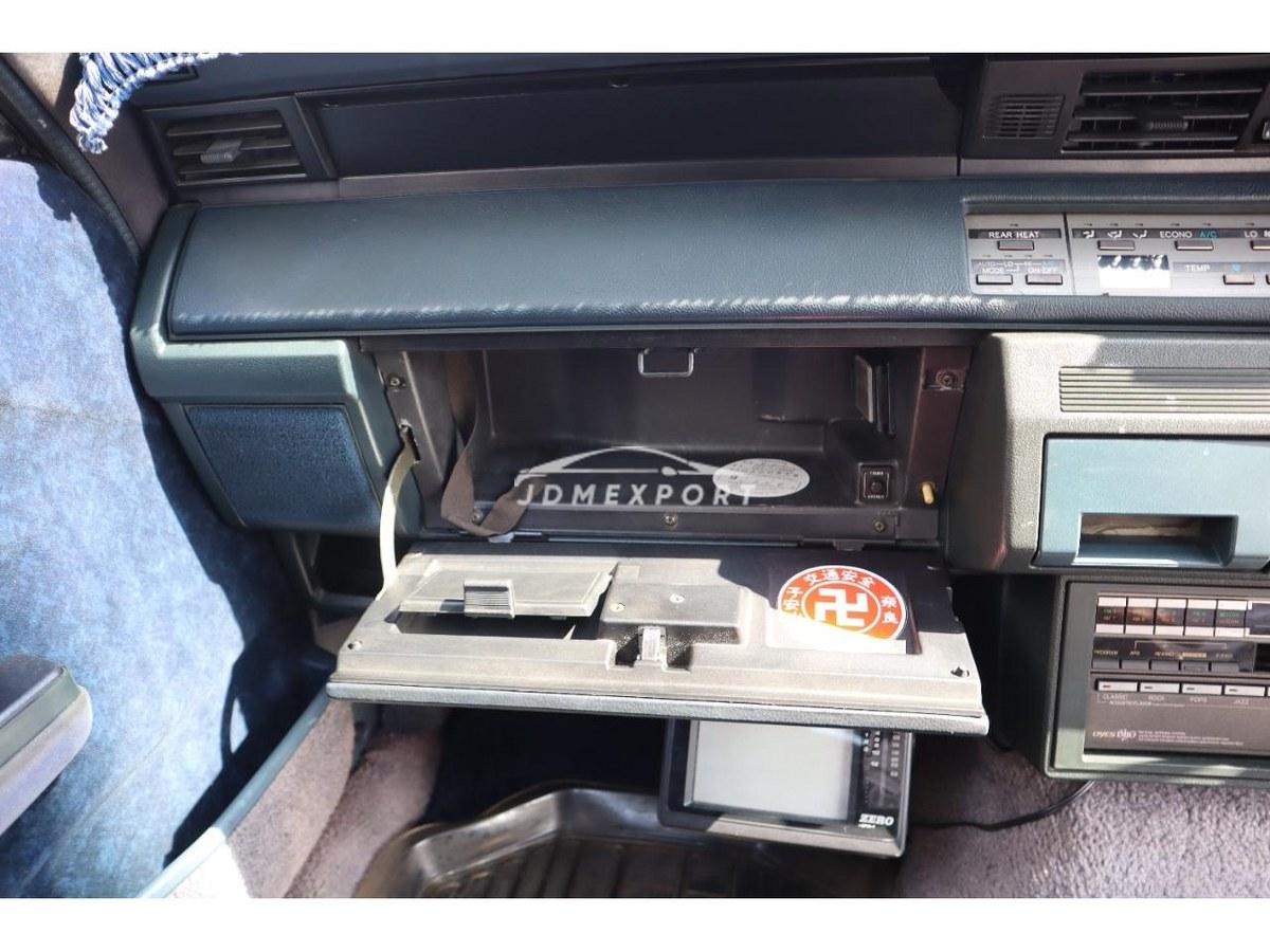 Toyota Crown 1985 thumbnail 34