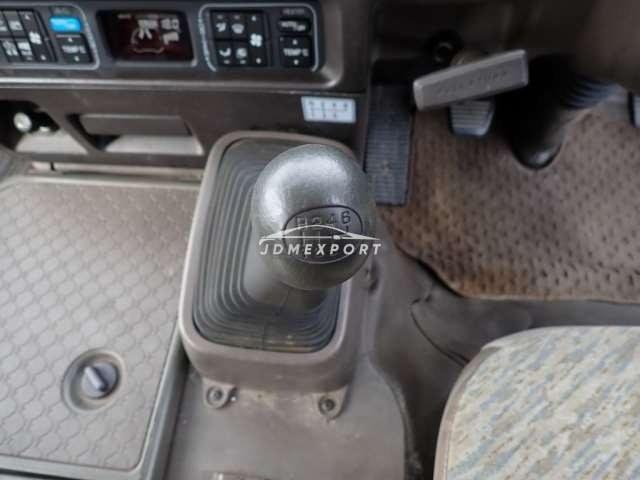 Mitsubishi Fuso Rosa Bus 1999 thumbnail 16