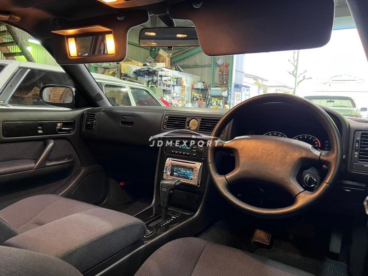 Nissan Gloria Sedan 1993 thumbnail 11