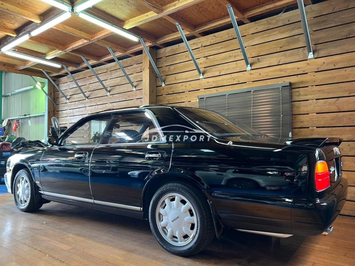 Nissan Gloria Sedan 1993 thumbnail 5