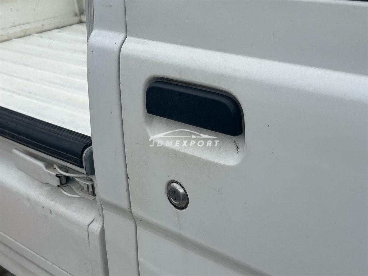 Daihatsu Hijet Truck 2000 thumbnail 10