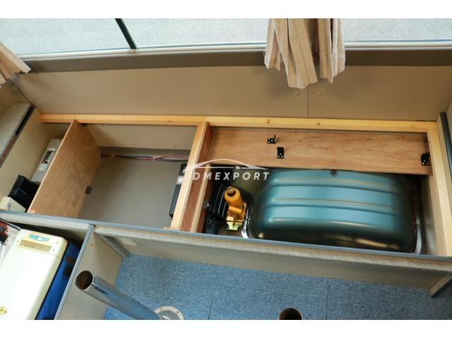 Toyota Coaster 1999 thumbnail 18