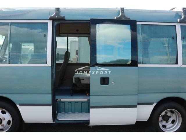 Toyota Coaster 1999 thumbnail 4
