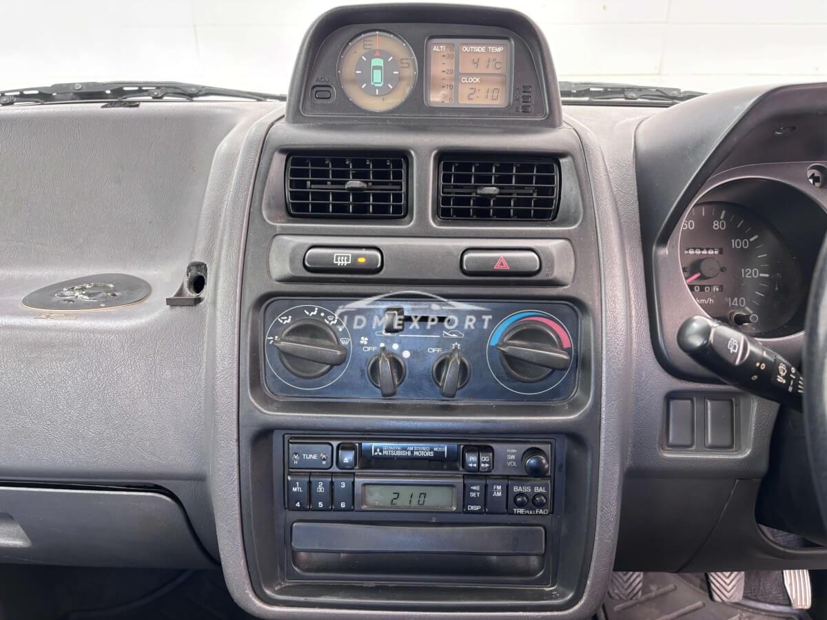 Mitsubishi Pajero Mini 1996 thumbnail 17