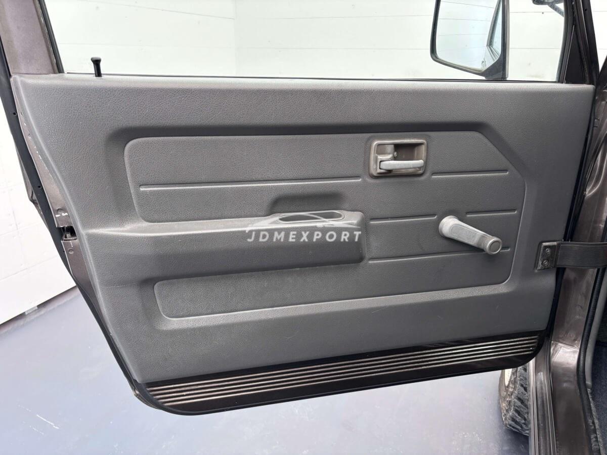 Suzuki Jimny 1997 thumbnail 25