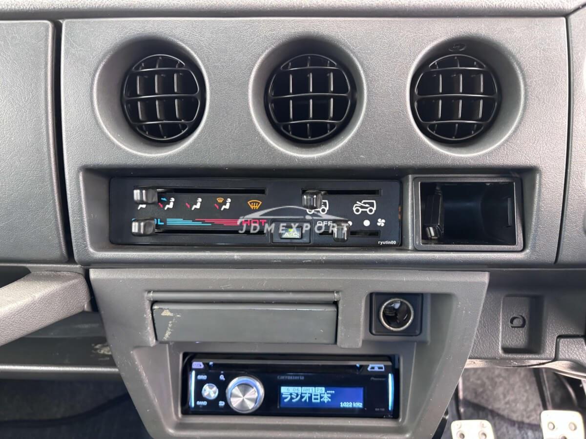 Suzuki Jimny 1997 thumbnail 17