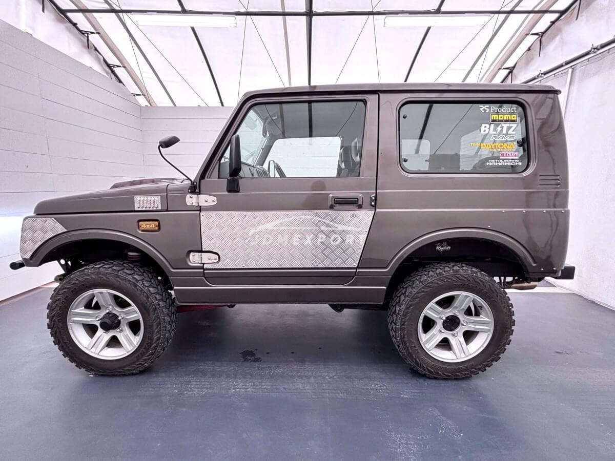 Suzuki Jimny 1997 thumbnail 4