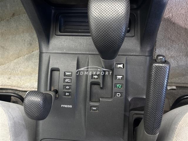 Mitsubishi Pajero 1999 thumbnail 11