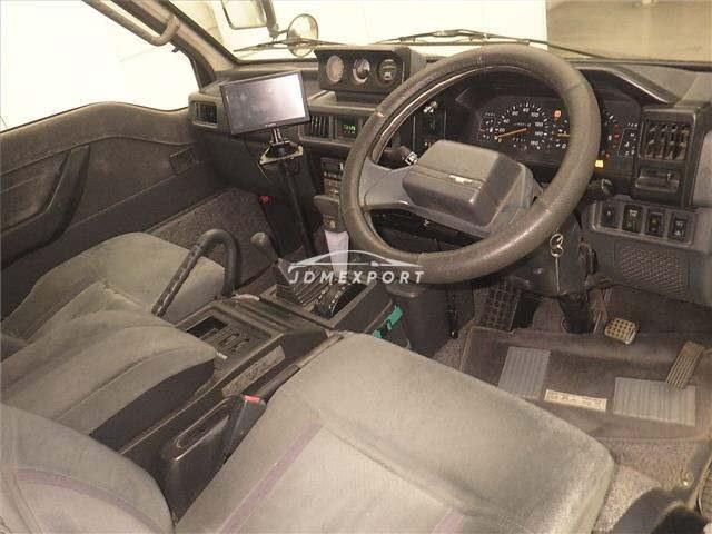 Mitsubishi Delica Starwagon 1991 thumbnail 4