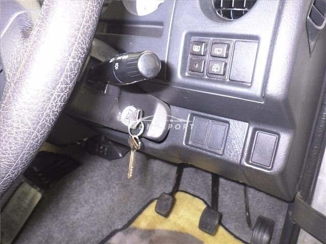 Suzuki Jimny 1995 thumbnail 9