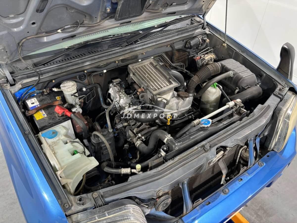 Suzuki Jimny 2000 thumbnail 7