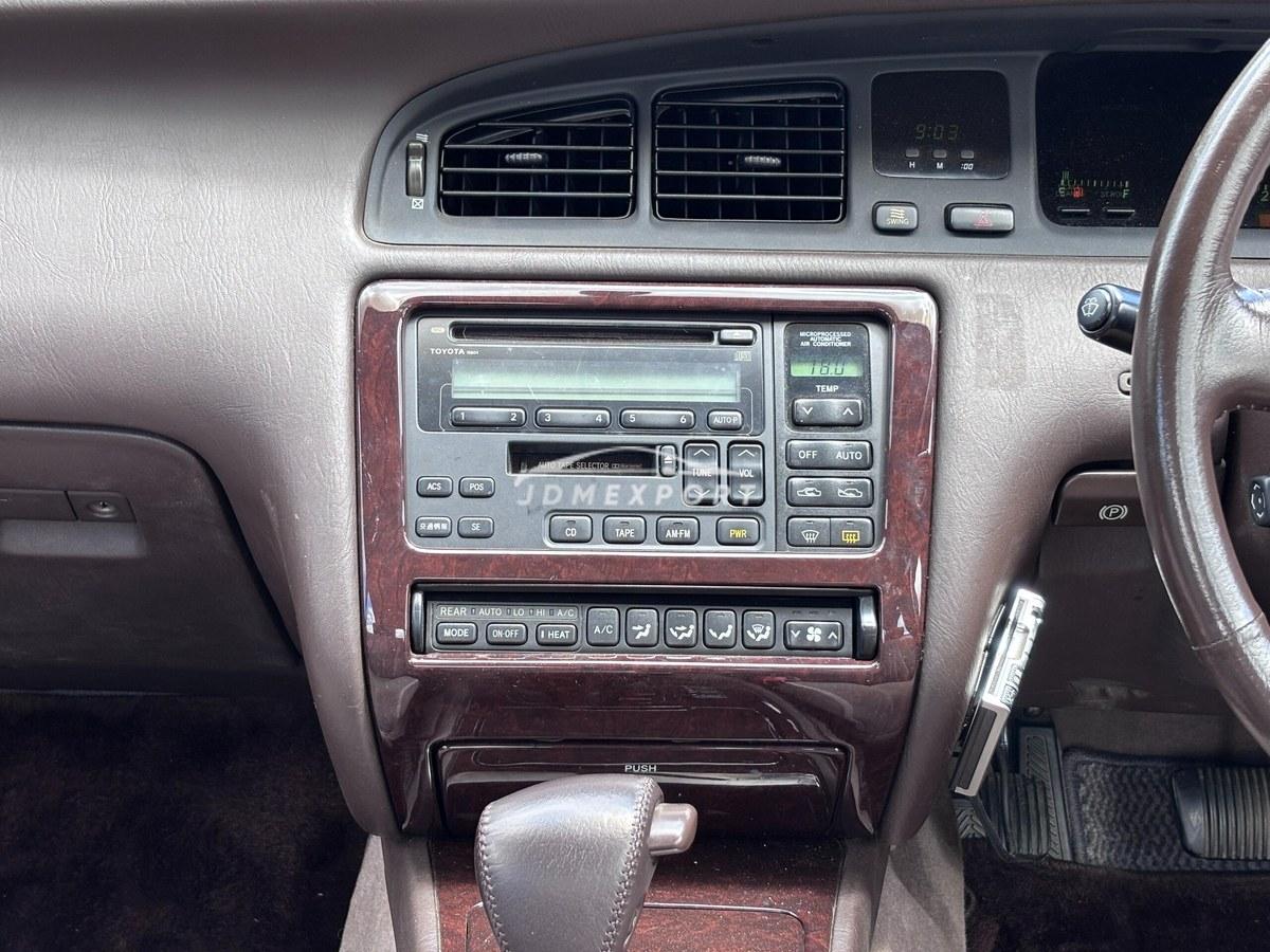 Toyota Crown Majesta 1993 thumbnail 28