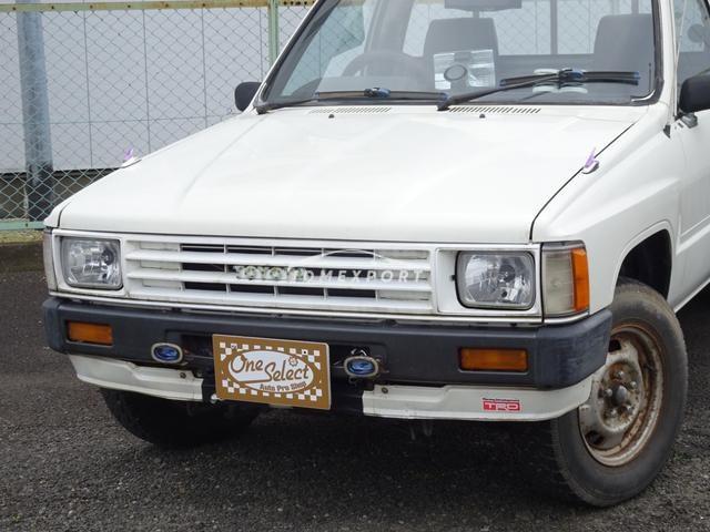 Toyota Hilux 1988 thumbnail 11