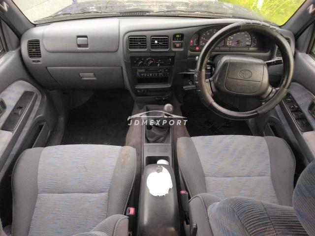 Toyota Hilux Sports Pick Up 1999 thumbnail 2