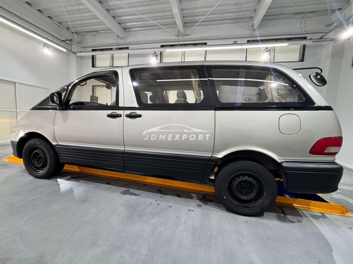 Toyota Estima Lucida 1995 thumbnail 4