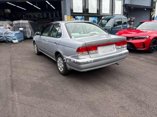 Nissan Sunny 2000 thumbnail 29