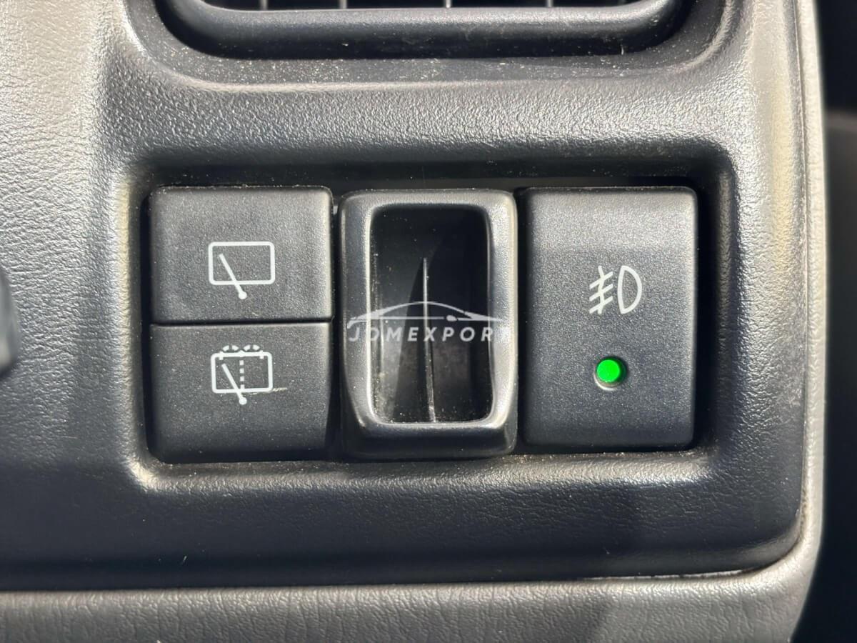 Suzuki Jimny 2000 thumbnail 17