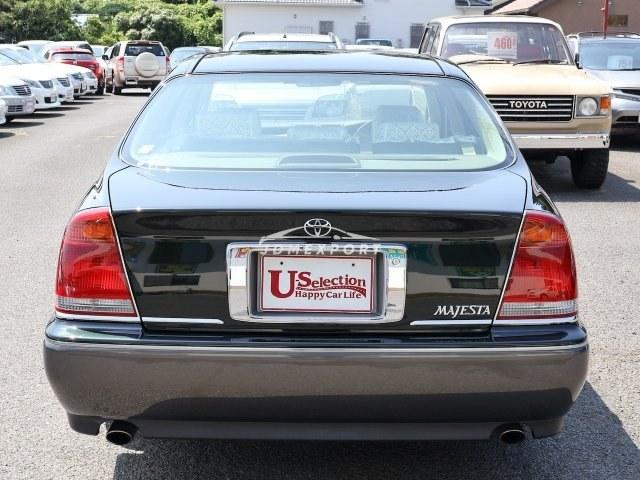 Toyota Crown Majesta 2001 thumbnail 2