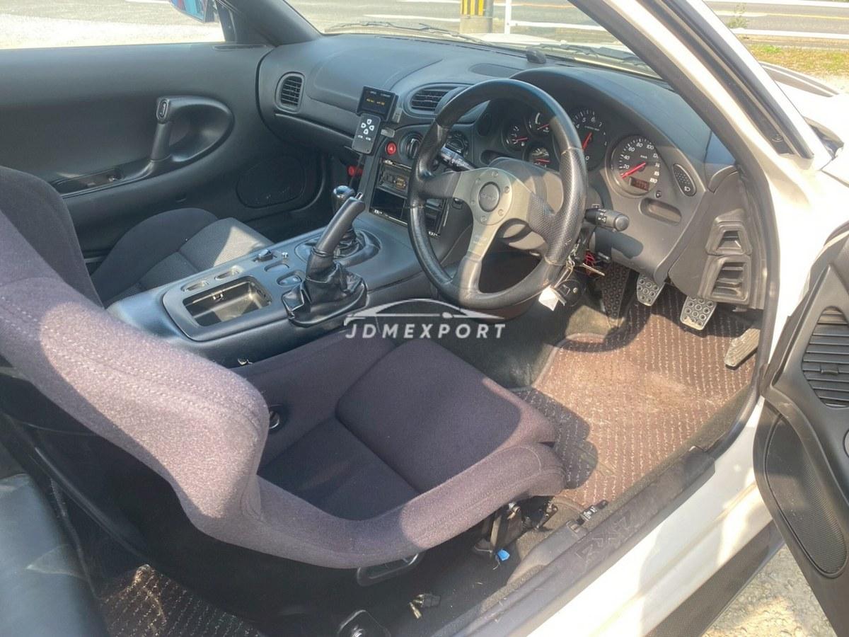Mazda RX-7 2000 thumbnail 18