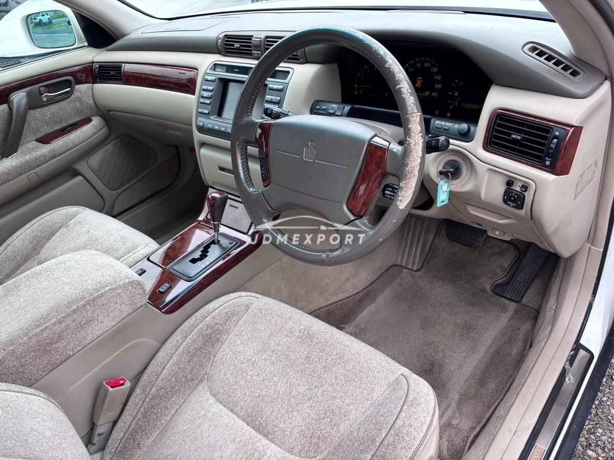 Toyota Crown Majesta 2000 thumbnail 37