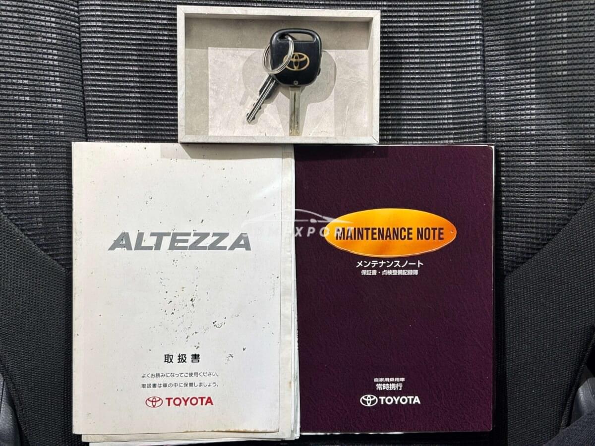 Toyota Altezza 2000 thumbnail 38