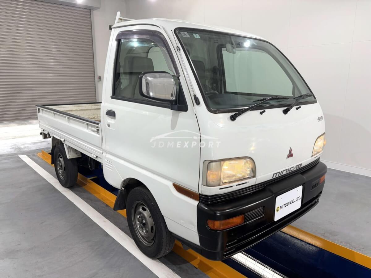 Mitsubishi Minicab Truck 1998