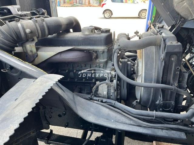 Mitsubishi Fuso Fighter 1996 thumbnail 23