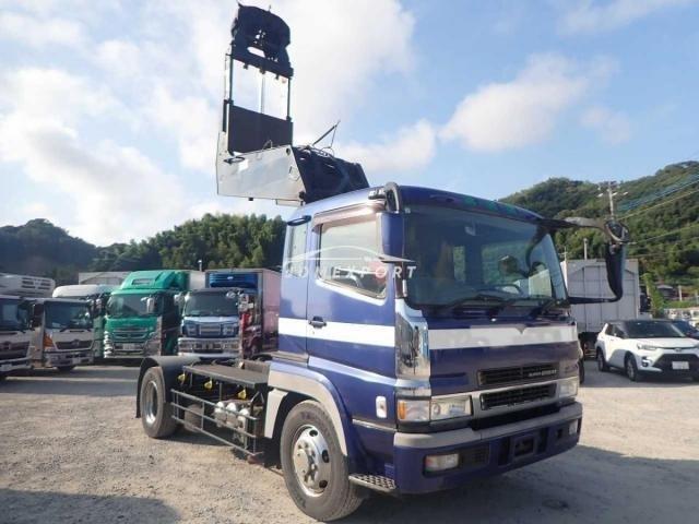 Mitsubishi Fuso Super Great 2001 photo 1