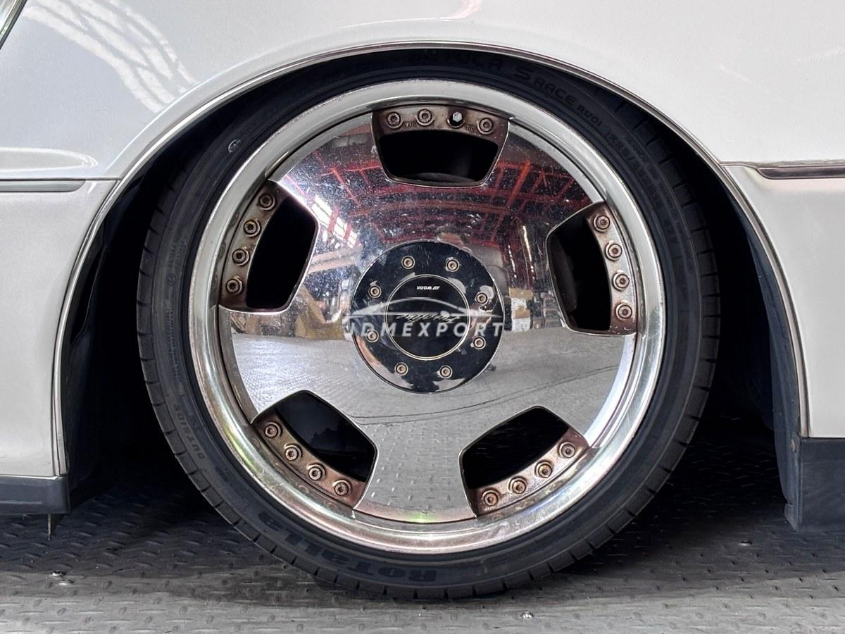 Toyota Crown Majesta 2000 thumbnail 16
