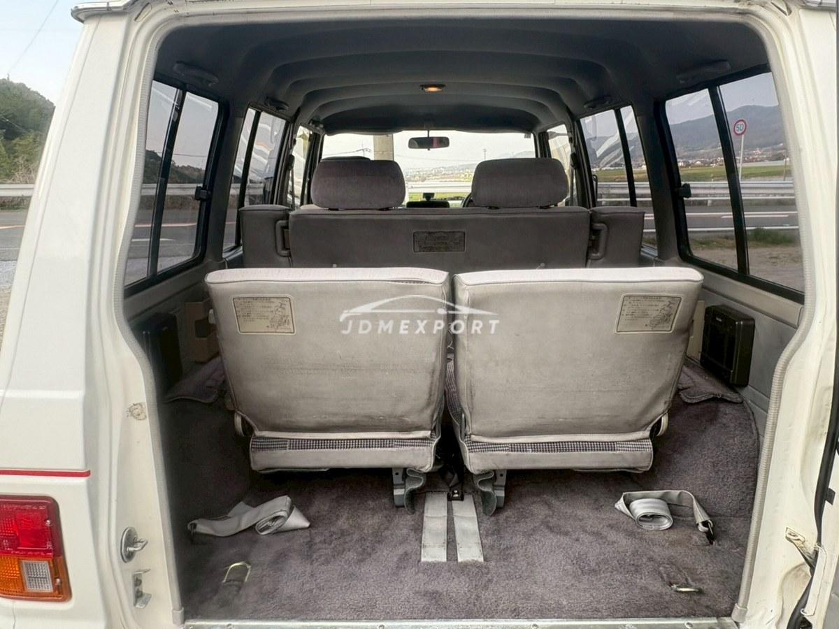 Mitsubishi Pajero 1987 thumbnail 40
