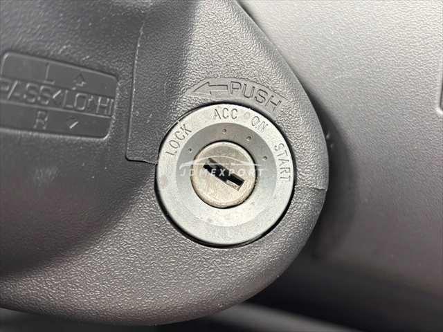 Toyota Fun Cargo 2001 thumbnail 20