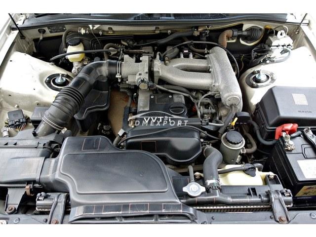 Toyota Crown 1998 thumbnail 4