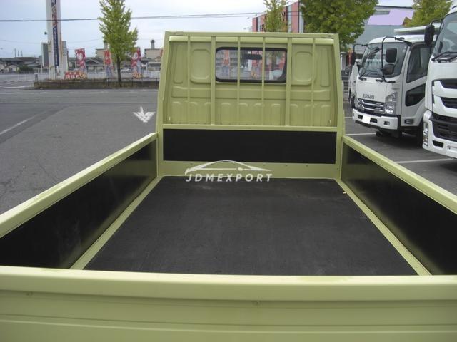 Mitsubishi Fuso Canter 1981 thumbnail 6